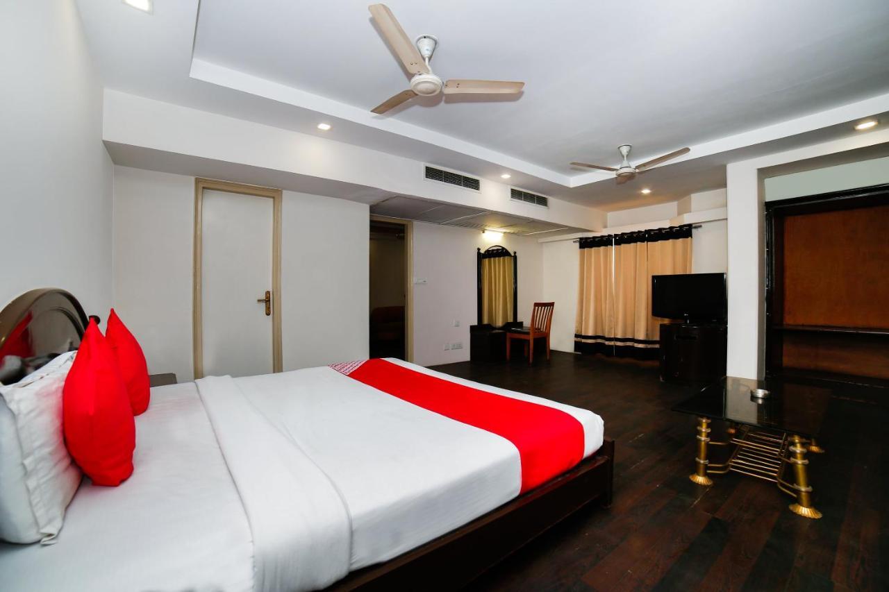 Hotel Shelter Gwalior Εξωτερικό φωτογραφία