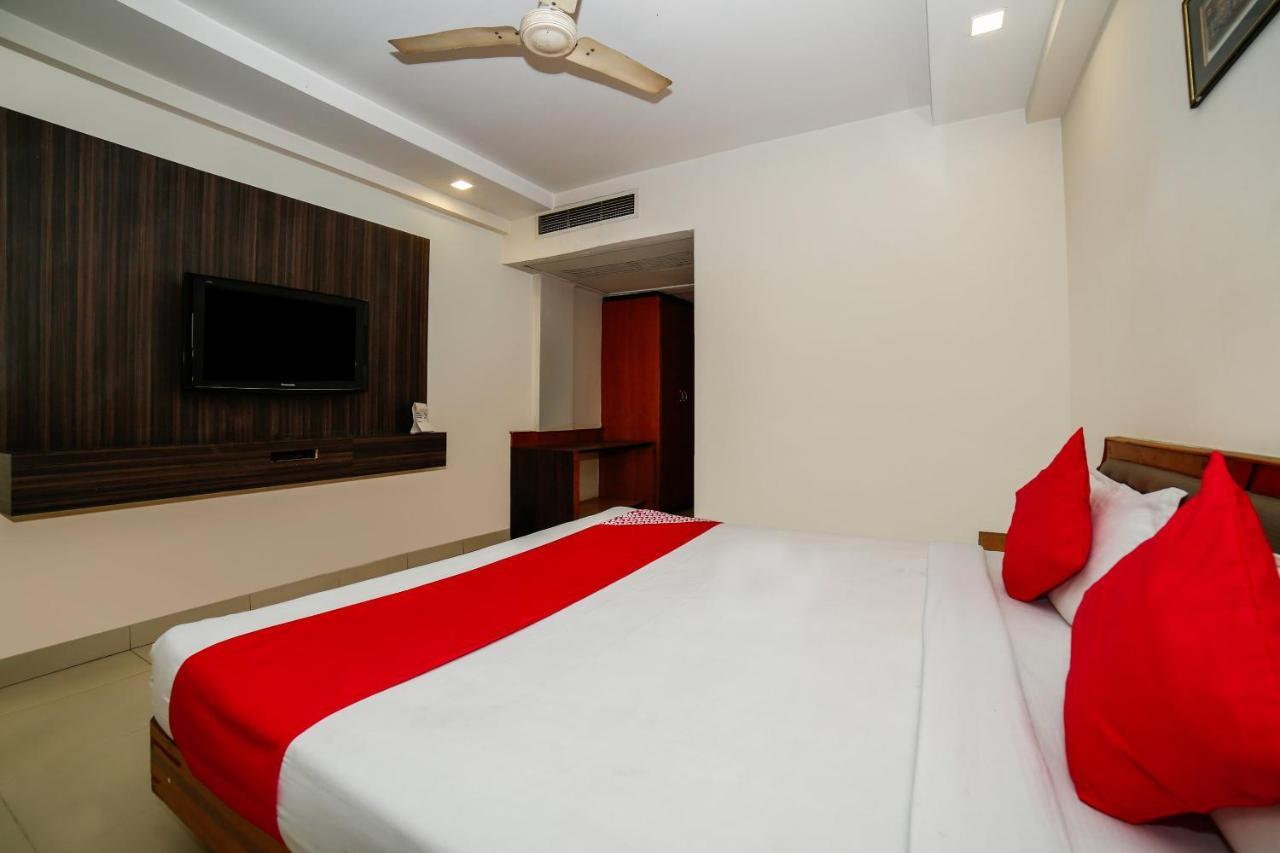 Hotel Shelter Gwalior Εξωτερικό φωτογραφία