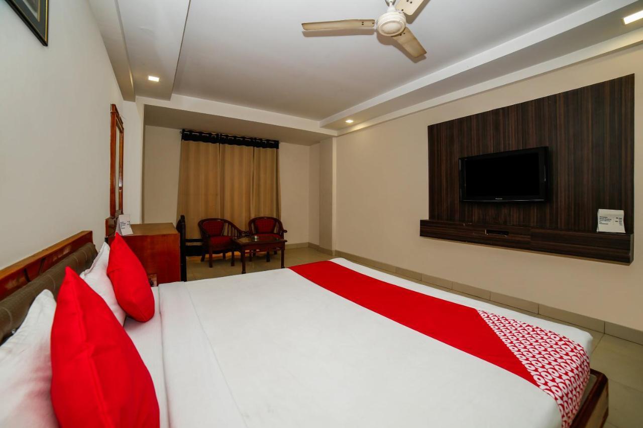 Hotel Shelter Gwalior Εξωτερικό φωτογραφία