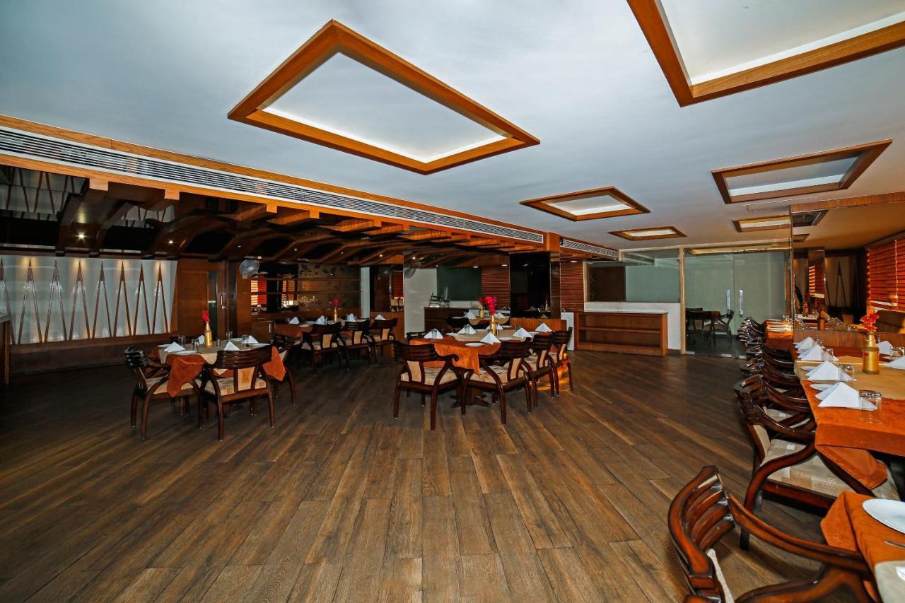 Hotel Shelter Gwalior Εξωτερικό φωτογραφία