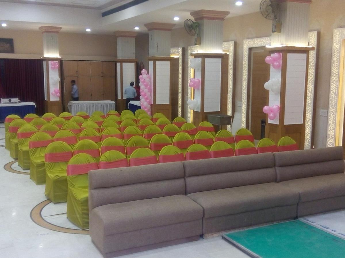 Hotel Shelter Gwalior Εξωτερικό φωτογραφία